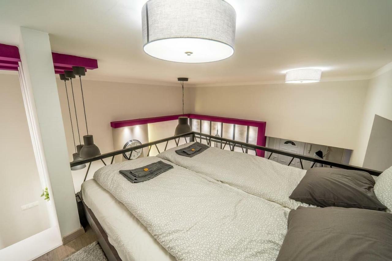 Cozy Downtown Studio Apartment Βουδαπέστη Εξωτερικό φωτογραφία